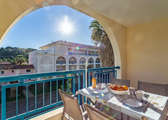 Apartment Le Domaine D'azur-5 By Interhome *